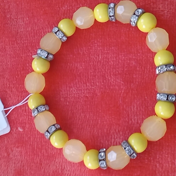 Two stretch bracelets - Picture 3 of 4